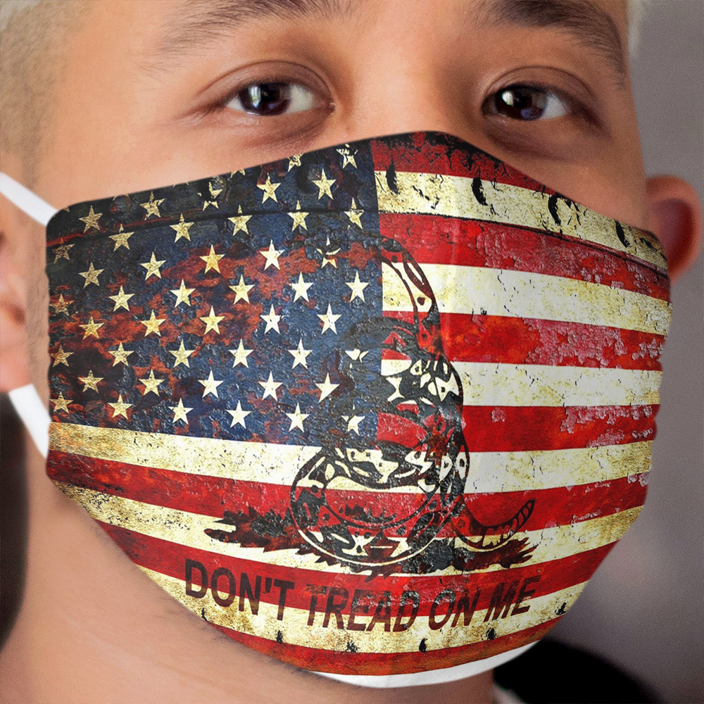 American Flag And Viper On Rusted Metal Door - Don't Tread On Me Cloth Face Mask