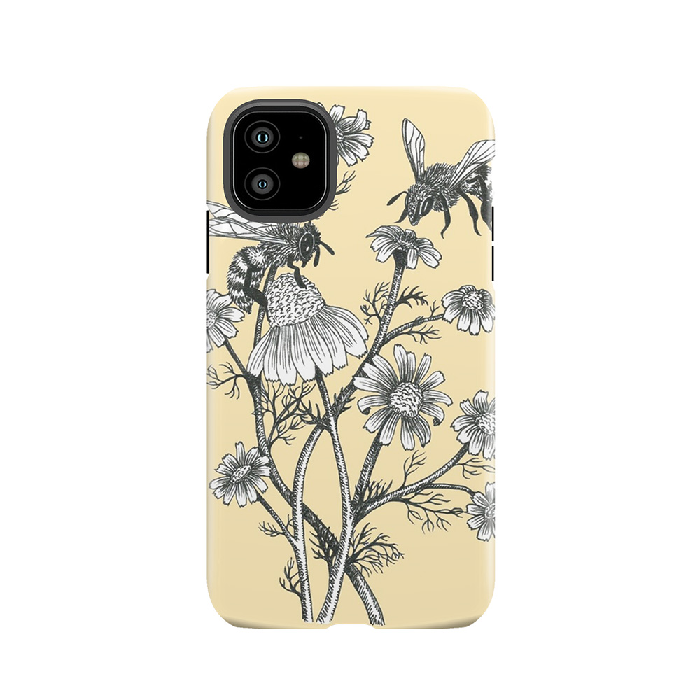 Bees And Chamomile On Honey Background Tough Phone Case
