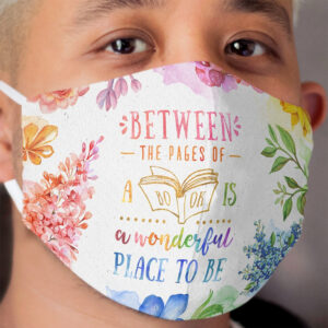 Between the pages Cloth Face Mask