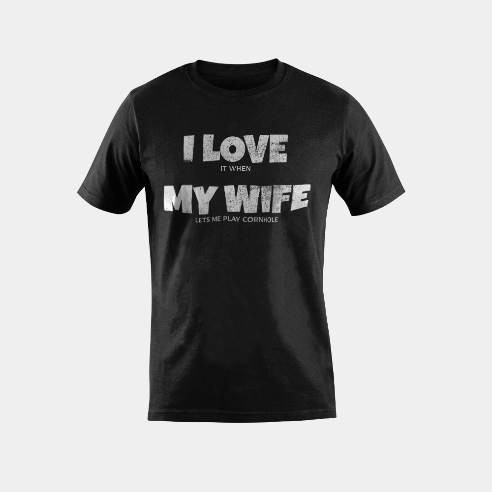 Husband Wife Cornhole Funny Corn Love Bar Beer Toss T-Shirt