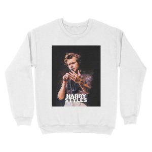 Alternative view of Fifesti Harry Live UK Love on Tour 2019 2020 Unisex Crewneck Sweatshirt