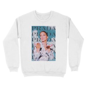 Alternative view of Kendall Jenner kisses Unisex Crewneck Sweatshirt