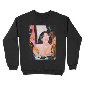 Kylie Jenner fashion poster Unisex Crewneck Sweatshirt
