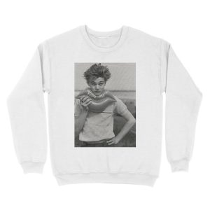 Alternative view of Leonardo DiCaprio - Kiss Me Unisex Crewneck Sweatshirt