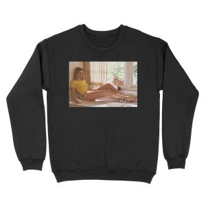 Margot Robbie Chanel Unisex Crewneck Sweatshirt