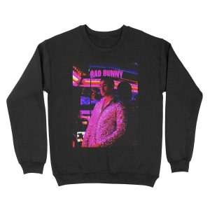 style bad bunny tour 2019 bedakan Unisex Crewneck Sweatshirt