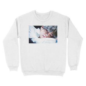 Alternative view of Taehyung Unisex Crewneck Sweatshirt