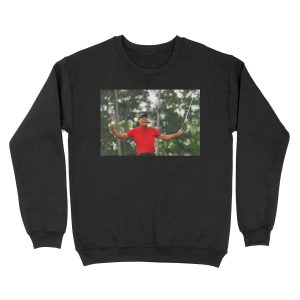 Tiger Woods celebrating his victory at the Masters Unisex Crewneck Sweatshirt