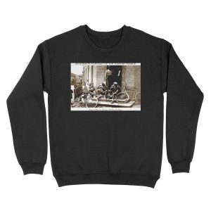 TOUR DE FRANCE; Vintage Taking A Break Print Unisex Crewneck Sweatshirt