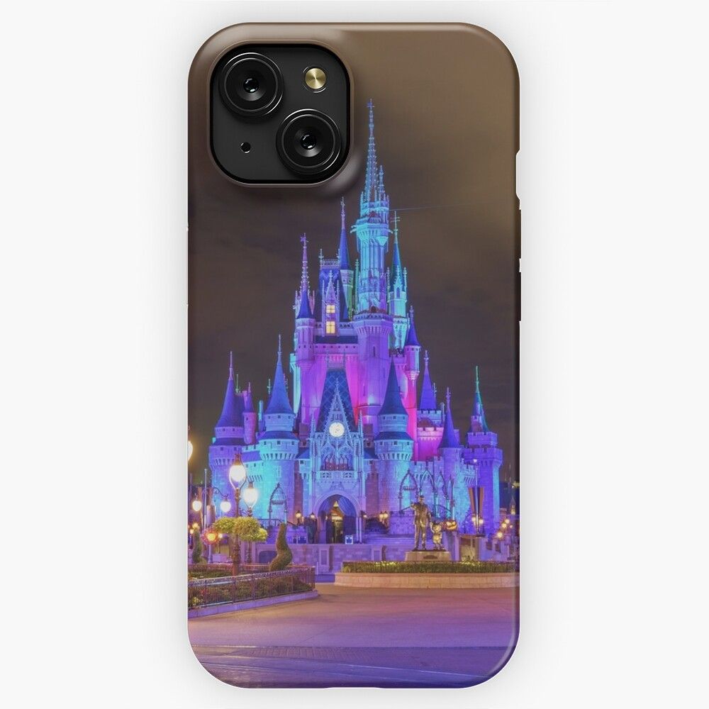 Castle iPhone 15 Slim Phone Case Cover