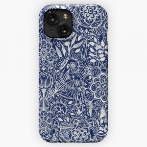 Detailed Floral Pattern In White On Navy iPhone 15 Slim Phone Case Cover